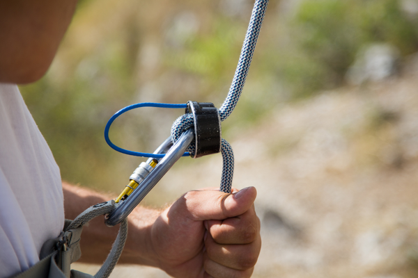 Safety tips when tying knots for climbing - Beyond the Classroom